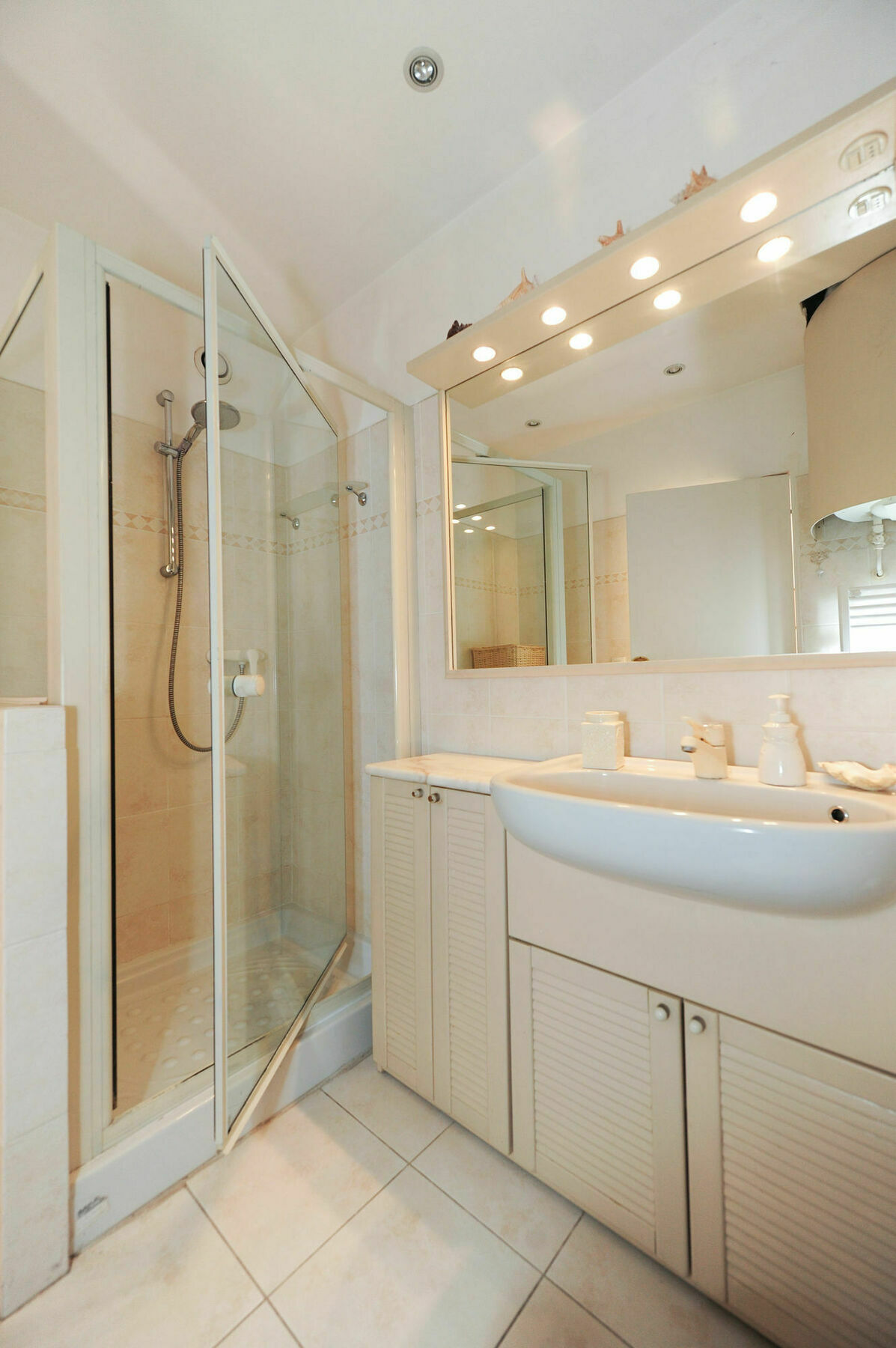 Clemenceau Centre Five Stars House * Niza